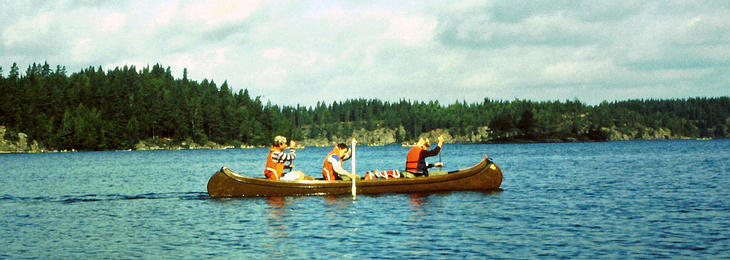 2-3 wöchige Kanutouren in Schweden, auf der Donau, oder der Loire