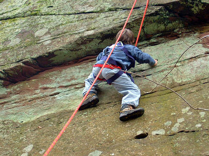 Klettern am Übungsfelsen