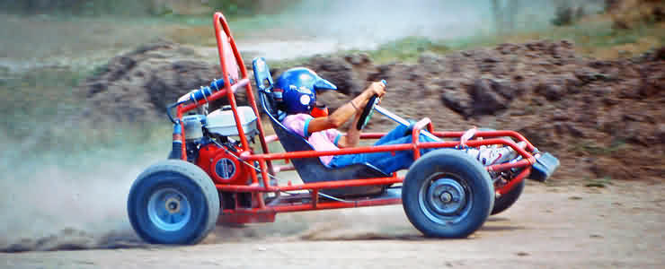 Kart fahren - macht Spaß, schafft Erfolgserlebnisse, erfordert Rücksichtnahme und Verantwortung und stärkt das Selbstvertrauen.